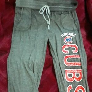 Womans Large Cubs Capri Pants